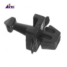 Les pièces détachées du distributeur automatique Diebold Opteva Pin Snap Latch Square Noir 49023555000B