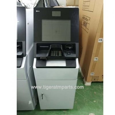 NCR 6683 Caisse automatique de banque SelfServ 83 Caisse automatique de recyclage Toute la machine