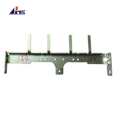 Parties détachées ATM NCR Métal support 445-0761208-134