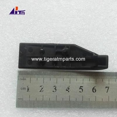Parties détachées ATM NCR S2 Pick Module Upper Skid Guide LH 445-0756286-44