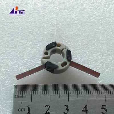 Parties détachées de distributeurs automatiques Diebold Roller Assy 49024217000B 4P007460-B